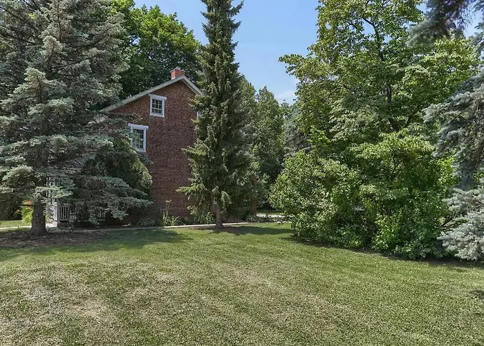 The Hidden Homestead